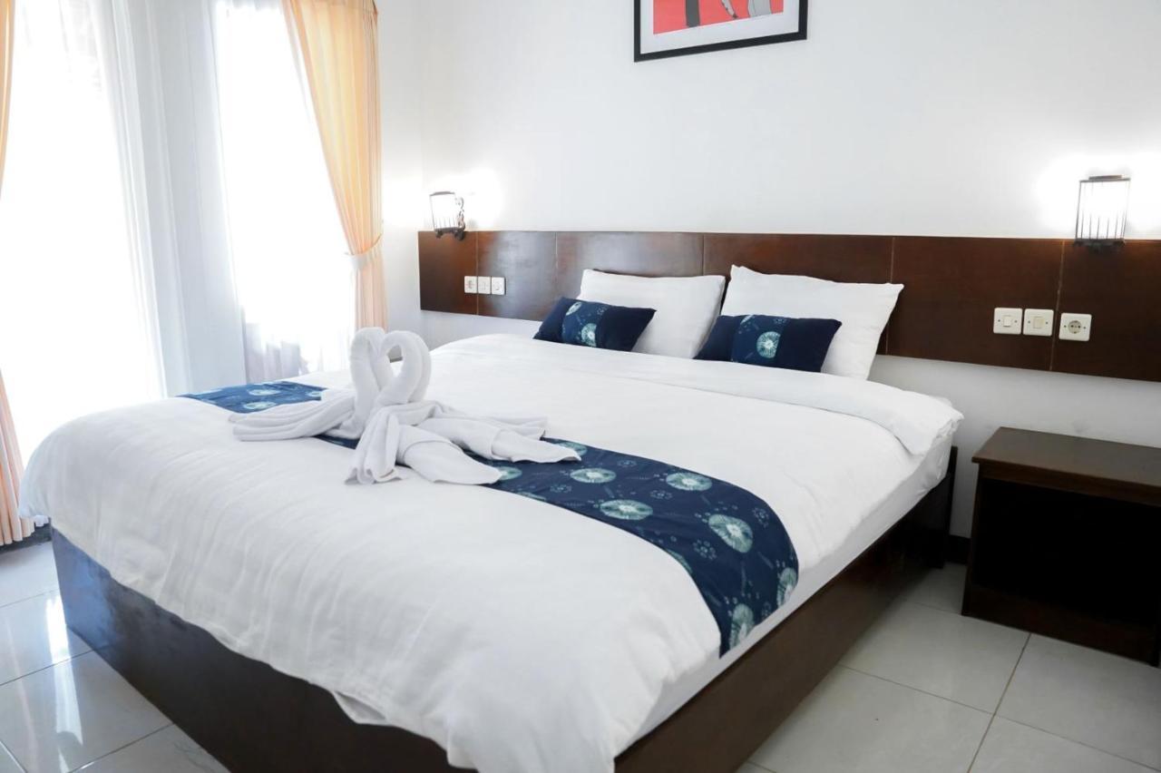 Balkondes Kenalan Hotel Magelang Ngoại thất bức ảnh