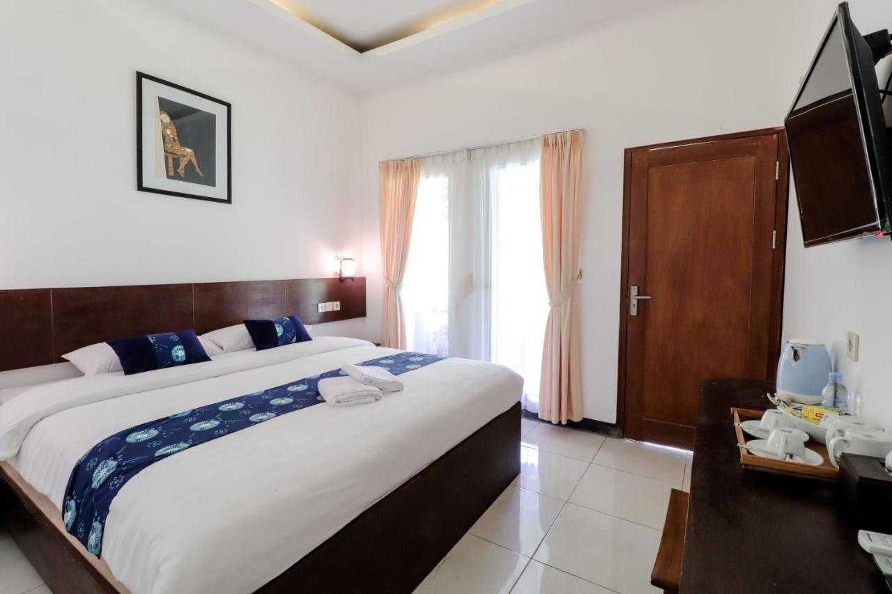 Balkondes Kenalan Hotel Magelang Ngoại thất bức ảnh
