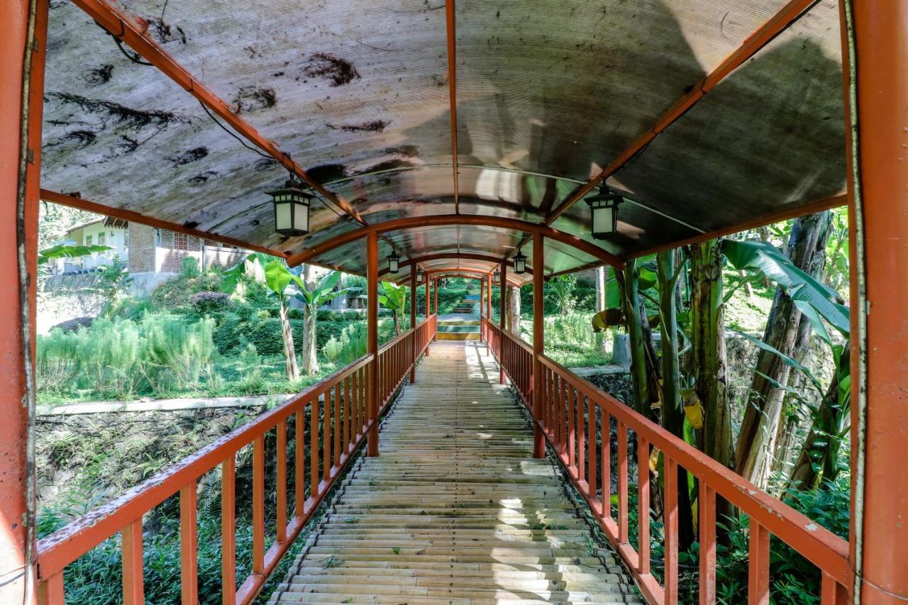 Balkondes Kenalan Hotel Magelang Ngoại thất bức ảnh